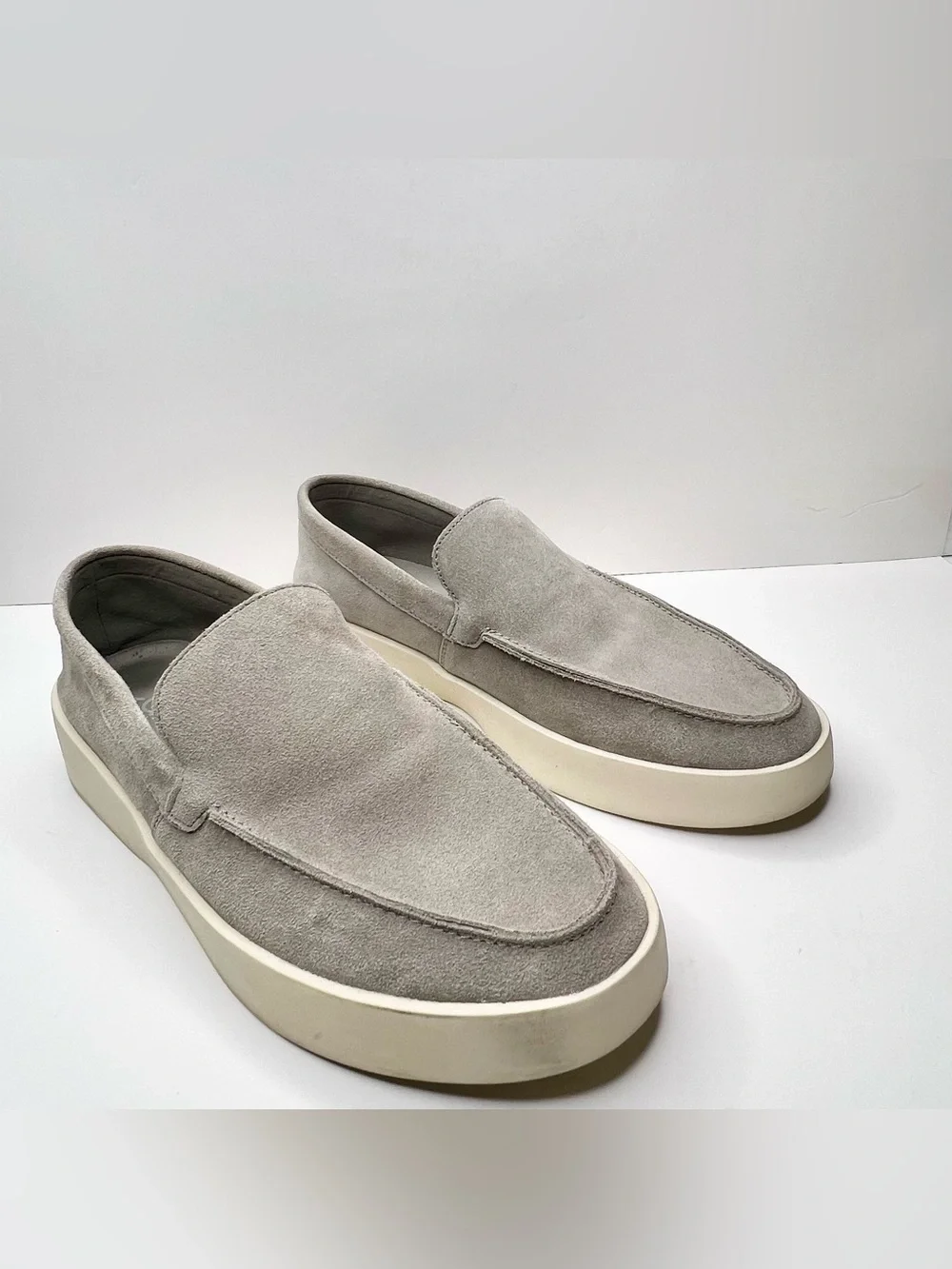 Calvin Klein Carch Men’s Suede Slip-On Loafers Grey Size 11.5
